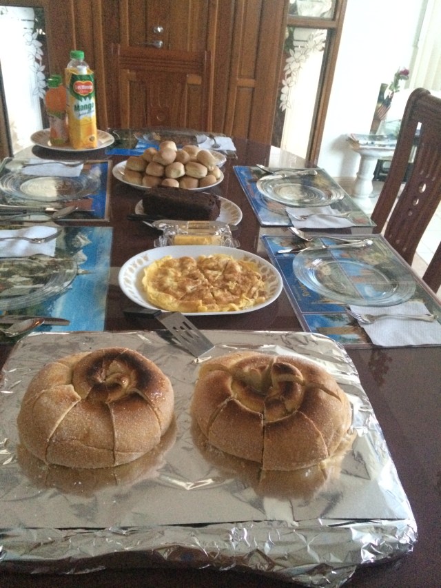 Our daily breakfast. Ensaimadas in foreground; pandesal in the back (Katherine Hart, 2015)